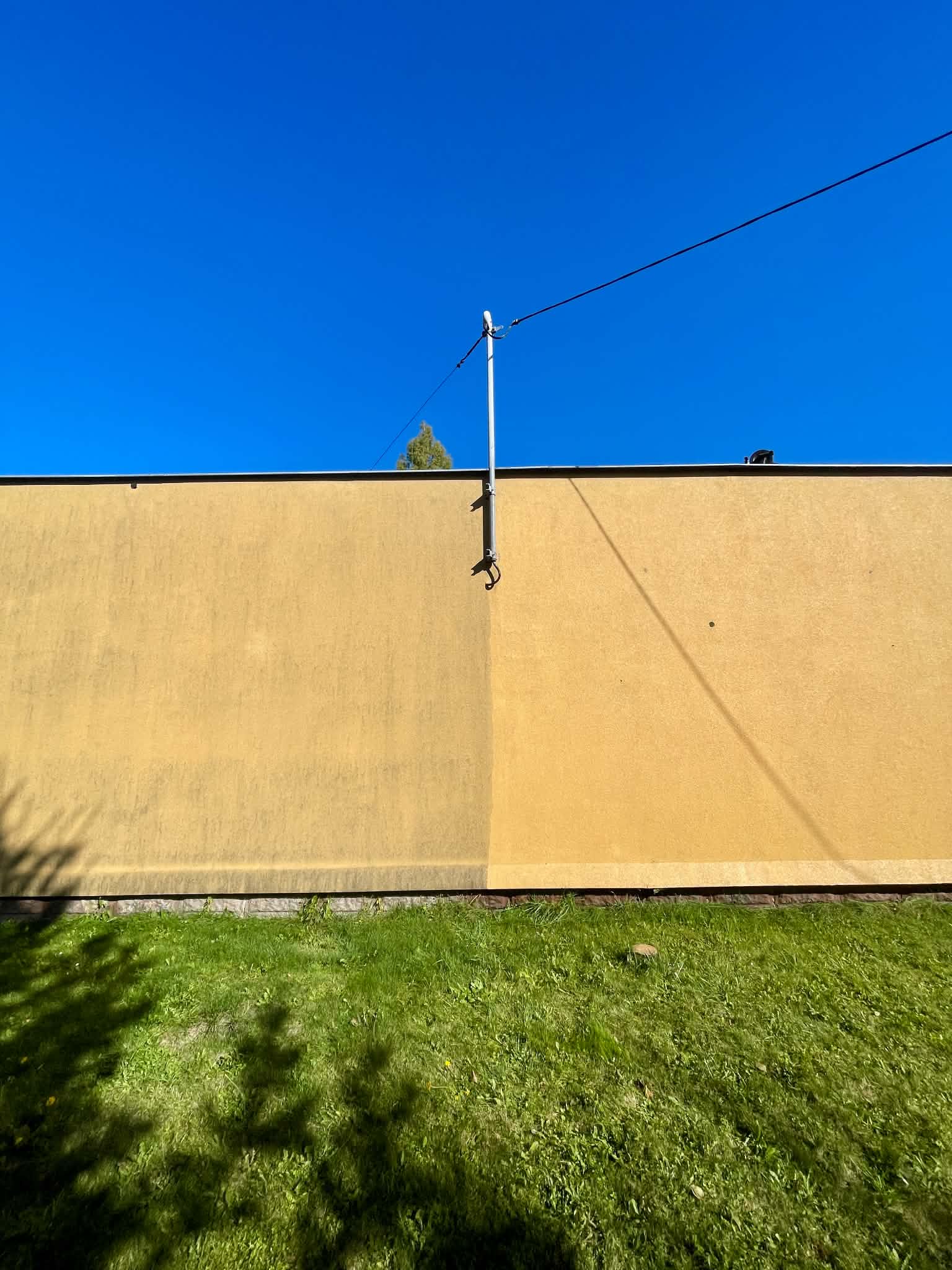 Vyčištěná fasáda budovy